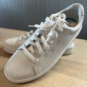 Cole Hahn Grand Crosscourt Traveler Sneaker / White / Size: 8